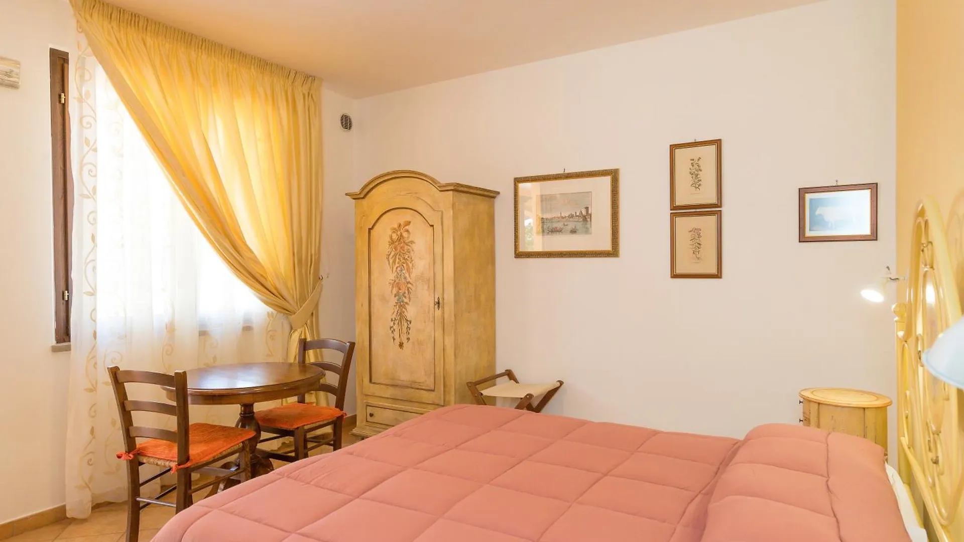 Il Girasole - Uva Villa Venturina Terme